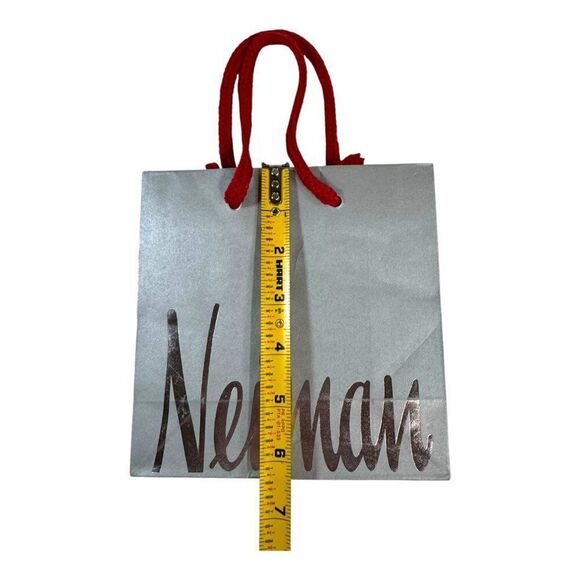Neiman Small Recycled Gray Gift Bag With Red Rope Handles 6.5”  X6.25” Jewelry - Picture 5 of 5